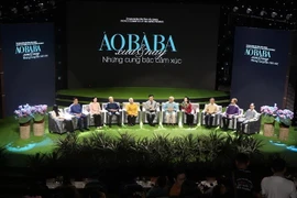 Chia sẻ những cung bậc cảm xúc về chiếc áo bà ba xưa và nay