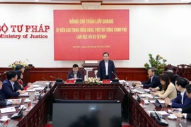 Phó Thủ tướng Trần Lưu Quang phát biểu. (Ảnh: Phạm Kiên/TTXVN)