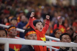 "Việt Nam vô địch" - Đó là niềm tin cháy bỏng và cũng đã trở thành hiện thực sau 10 năm mong ngóng (Ảnh: Minh Sơn/Vietnam+) 