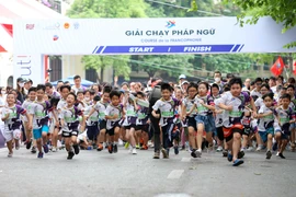 Thể thao quần chúng ngày càng phát triển mạnh mẽ, không chỉ giúp gìn giữ bản sắc và văn hóa dân tộc, mà còn tạo động lực thúc đẩy thể thao Việt Nam vươn lên tầm quốc tế. (Ảnh: An Đăng/TTXVN)