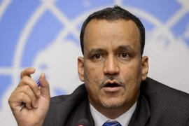 Đặc phái viên LHQ về Yemen Ismail Ould Cheikh Ahmed trong cuộc họp báo sau đàm phán tại Geneva (Thụy Sĩ) ngày 19/6. (Nguồn: AFP/TTXVN)