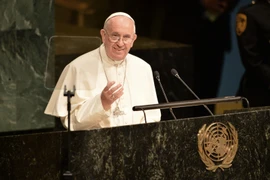 Giáo hoàng Francis phát biểu trước các nhà lãnh đạo thế giới tại phiên họp toàn thể Đại hội đồng Liên hợp quốc lần thứ 70. (Nguồn: Reuters/TTXVN)