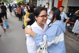Thí sinh rạng rỡ sau môn thi cuối cùng của Kỳ thi tốt nghiệp THPT năm 2024 