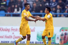 Thanh Hóa lên ngôi đầu V-League.