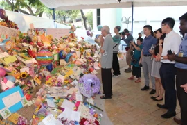 Người dân Singapore đau buồn trước sự ra đi của ông Lý Quang Diệu