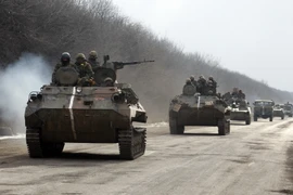 Ukraine và phe ly khai nhất trí rút vũ khí hạng nặng ở miền Đông
