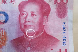 Thợ cơ khí trở thành triệu phú sau 1 đêm... nhờ tờ tiền in lỗi