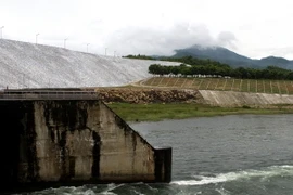 Hồ thủy điện Thác Bà. (Ảnh: Hoàng Lâm​/TTXVN)