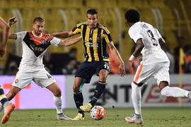 Robin van Persie chưa thể hiện được nhiều. (Nguồn: AFP/Getty Images)