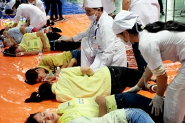 Điều tra vụ ngộ độc thực phẩm tập thể tại Công ty WooYang Vina