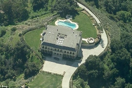 Biệt thự trị giá nhiều tỷ USD ở Beverly Hills của hoàng tử Saudi Arabia. (Nguồn: Daily Mail)