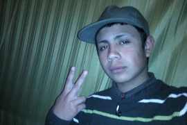 Chơi roulette kiểu Nga, một thanh niên tự kết liễu tính mạng