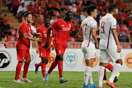 [Video] Liverpool tạo "mưa bàn thắng" ngay trên đất Thái Lan