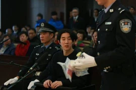 [Photo] Phiên tòa xử con trai Thành Long vì tội dùng ma túy