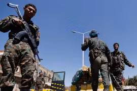 Bộ Ngoại giao Saudi Arabia sơ tán nhân viên sứ quán tại Yemen