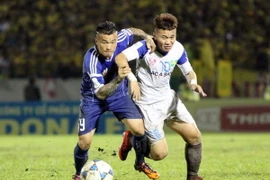 Sông Lam Nghệ An chỉ giành 1 điểm trước Đồng Nai.