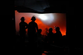 Cháy lớn tại xưởng sản xuất nệm mút ở Thành phố Hồ Chí Minh