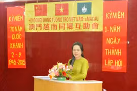Phó Tổng lãnh sự Việt Nam tại Hong Kong và Macau phát biểu tại lễ míttinh. (Ảnh: Xuân Tuấn-Đức Nam/Vietnam+)