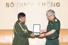 Việt Nam coi trọng quan hệ hợp tác quốc phòng với Myanmar 