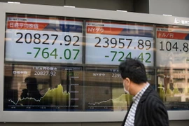 Chỉ số Nikkei tại sàn giao dịch chứng khoán Tokyo, Nhật Bản. (Nguồn: AFP/TTXVN)