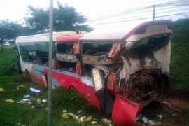 Hiện trường vụ tại nạn. (Ảnh: TTXVN)