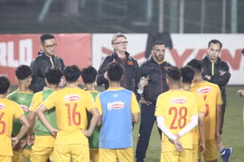Huấn luyện viên Philippe Troussier trao cơ hội cho rất nhiều gương mặt mới trong đợt tập trung, tập huấn của U23 Việt Nam chuẩn bị cho Vòng loại U23 châu Á 2024. (Nguồn: VFF)