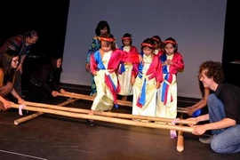 Đêm văn hóa Việt Nam quảng bá văn hóa Việt trên đất Thụy Sĩ