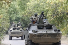 Ukraine tuyên bố sẽ xây dựng tuyến phòng thủ quanh Donbass