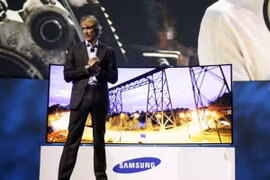 Đạo diễn "Transformers" làm hỏng lễ ra mắt của Samsung