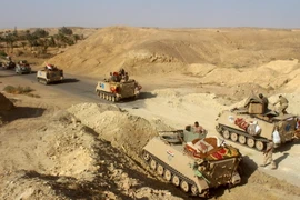 Các lực lượng Chính phủ Iraq tiến về thành phố Mosul từ khu vực Anbar ngày 10/10. (Nguồn: AFP/TTXVN)