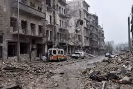 Cảnh đổ nát ở Aleppo. (Nguồn: AFP/TTXVN)