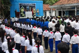 Toàn cảnh lễ tưởng niệm lãnh tụ cách mạng Cuba Fidel Castro. (Ảnh: Huỳnh Phúc Hậu/TTXVN)
