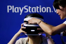 Sony bước vào cuộc đua thực tế ảo với kính PlayStation VR 