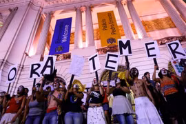 Người biểu tình phản đối Chính phủ ở Brazil. (Nguồn: Reuters)