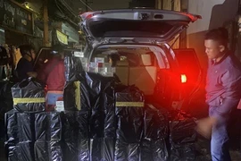 Số thuốc lá bị cơ quan chức năng thu giữ. (Ảnh: TTXVN phát)