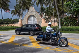 Khu nghỉ dưỡng Mar-A-Lago của cựu Tổng thống Mỹ Donald Trump ở Palm Beach, bang Florida. (Ảnh: AFP/TTXVN) 