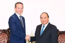 Thủ tướng Nguyễn Xuân Phúc tiếp ông Kristian Jensen, Bộ trưởng Ngoại giao Đan Mạch. (Ảnh: Thống Nhất/TTXVN)