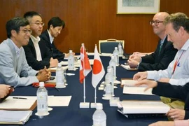 Các nhà đàm phán Nhật Bản và Canada thảo luận về TPP ở Tokyo, Nhật Bản ngày 12/7. (Nguồn: Kyodo/TTXVN)