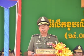 Đại tướng Tea Banh, Bộ trưởng Bộ Quốc phòng Campuchia phát biểu tại lễ khánh thành. (Ảnh: Trần Chí Hùng/TTXVN)