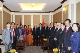 Tổng Bí thư Nguyễn Phú Trọng tiếp Hội hữu nghị Campuchia- Việt Nam và Nhóm nghị sĩ hữu nghị Campuchia- Việt Nam. (Ảnh: Trí Dũng/TTXVN)