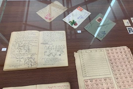 Trung tâm lưu trữ của Chi nhánh Hà Nội (Viện Nghiên cứu Phát triển Phương Đông) lưu giữ nhiều kỷ vật của chiến sỹ cách mạng. (Ảnh: Vietnam+)