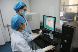 Khả năng virus H10N8 lây từ người sang người là thấp 