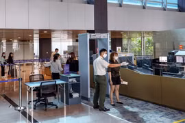 Quảng Ninh nối lại đường bay thương mại với TP.HCM từ ngày 27/10