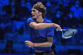Alexander Zverev 'gieo sầu' cho Novak Djokovic tại ATP Finals