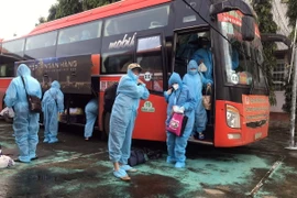 Chốt phương án vận chuyển người lao động đến TP.HCM làm việc