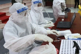 Bắc Giang tổng rà soát, xét nhiệm nhân viên quán bia, karaoke, massage