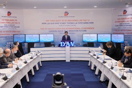 Thứ trưởng Ngoại giao Phạm Quang Hiệu phát biểu tại hội thảo. (Ảnh: Lâm Khánh/TTXVN)