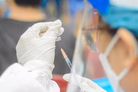 Quỹ vaccine phòng COVID-19 tiếp nhận ủng hộ từ 7 đơn vị