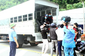 Nghệ An: Phát hiện 6 ca mắc COVID-19 từ các tỉnh thành phía Nam trở về