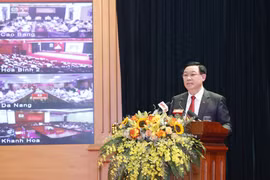 Chủ tịch Quốc hội Vương Đình Huệ phát biểu. (Ảnh: Doãn Tấn/TTXVN)